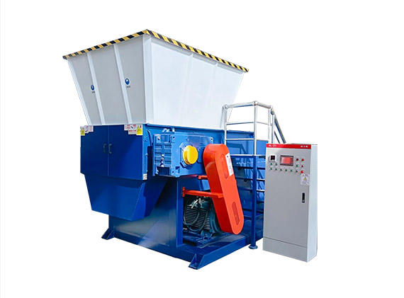 Single Shaft Shredder Machine